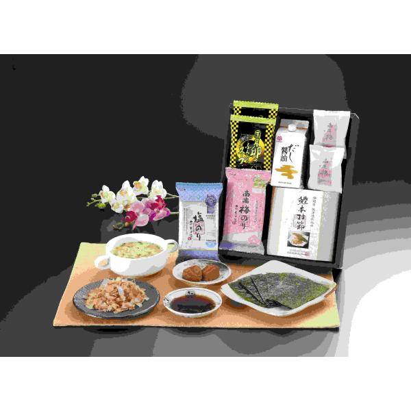 香典返し 3300円 送料無料 海苔 だし醤油 鰹節 詰合せ 四十九日 法事 法要 49日 一周忌 ...