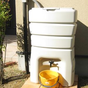 スリム 雨水貯留タンク 補助金 雨水タンク コンパクト 雨水タンク 高品質 薄型 まる１４０l 雨水タンク 散水 水栓 水周り おしゃれ 丸一