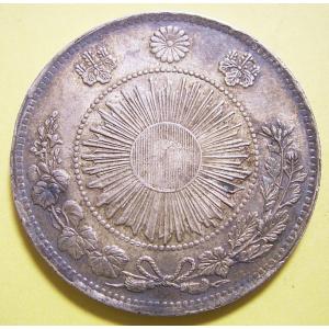 近10）日本 新1円銀貨 明治19年 鑑定済 スラブ入り NGC UNC Detail