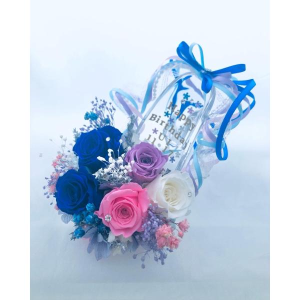 【プリザーブドフラワー／ガラスの靴ミニシリーズ】青い薔薇とミニ薔薇5輪の魔法の靴