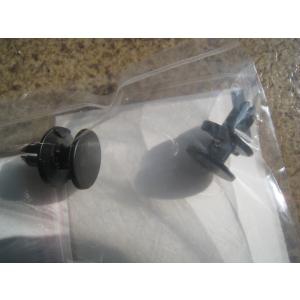 ハイゼットトラック　S201＿211系　バッテリーカバー　クリップ　2個1セット　純正部品　90044-67584