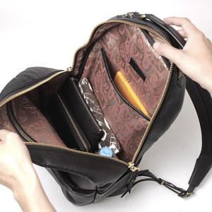 レザーリュックサック ブラックパイソン(ヘビ革)の詳細画像3