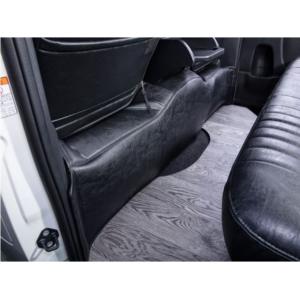 舞杏(カズキオート/ぶあん) ヴィンテージレザーフットレストカバー 200系ハイエース標準ボディ/ワ...