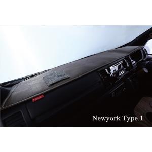 クラフトプラス　ハイエース　ワイド用　ダッシュマット　HWF-030BB Amazon.co.jp: クラフトプラス ハイエース ワイド用 ダッシュ