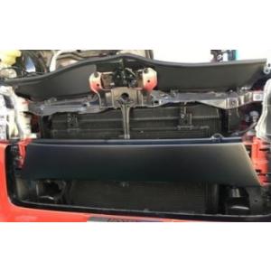 Essexクワトログリル ハイエースナロー インナーカバー付き　CRS エセックス(ESSEX/CRS） クワトロフロントグリル【インナーカバー