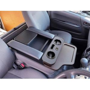 ユーアイビークル（UI-vehicle） リア用マルチホルダー 200系