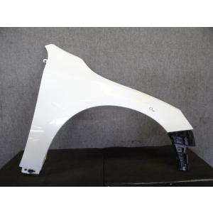 AKE919 ボルボ S60 T4 Rデザイン FB4164T 右 フロント フェンダー 614 白...