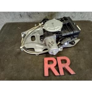 AKE919ステップワゴン DBA-RK1 右パワースライドドアモーター R20A NH731P 7...