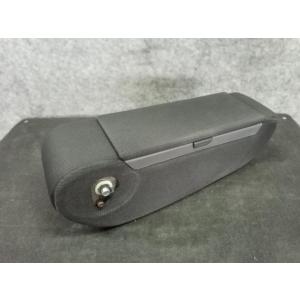 AKE919ワゴンＲ CBA-MH23S アームレスト K6AT Z7T 85501-70K10-G...