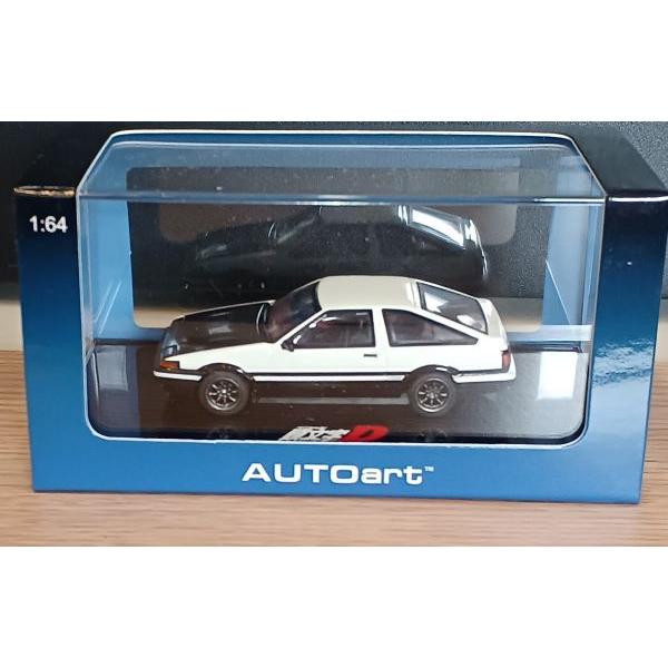 オートアート　AUTOart 　1/64　トヨタ スプリンター トレノ (AE86) 『頭文字 D』...