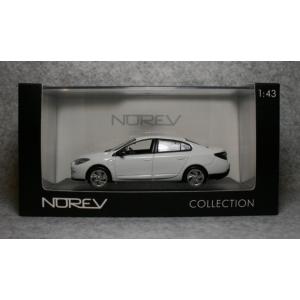 ノレブ　1/43　ルノー　フルエンス　Z.E.　2011　ホワイト｜shadow2010