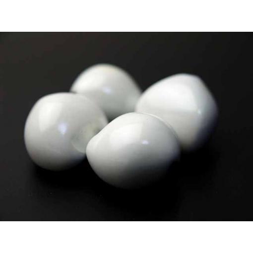 ホワイト ククイナッツ（4ケ入り）