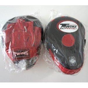 新TWINS　ツインズ　本革製キックボクシング　NEWパンチングミット　黒赤