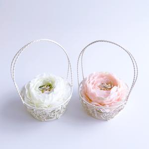 サーバーバスケットミニ  のリングピロー完成品 ピンク・ホワイトのお花
