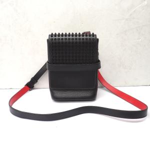 Ft642374 クリスチャンルブタン ショルダーバッグ スタッズ ベネッシュ・リポーター ブラック メンズ Christian Louboutin 中古