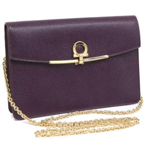 FERRAGAMO（フェラガモ） クラッチバッグ(AU-24 1390)ライトグリーン