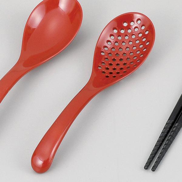 レンゲ 穴あきレンゲ 赤 PBT樹脂 17.5cm 中華食器 業務用 22d78650-279