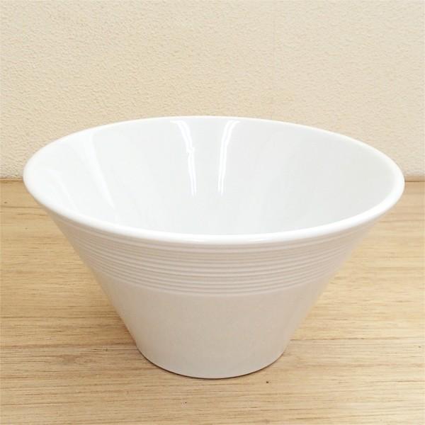 アウトレット品 ラーメンどんぶり ラーメン鉢 18cm深ボウル マルチボウル ルミナ 白 おしゃれ ...