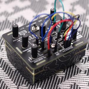 鍵盤楽器 Bastl Instruments DARK MATTER Dark Matter – beatsville