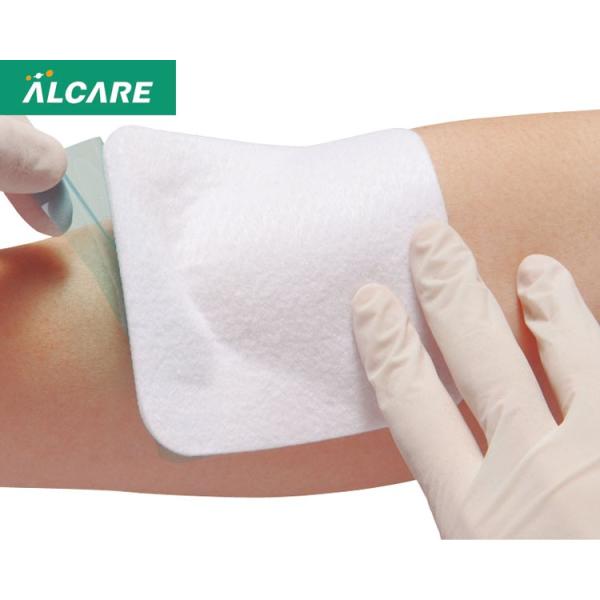 エスアイエイド　3号 / 18751　7.5×7.5cm　50枚入（アルケア）