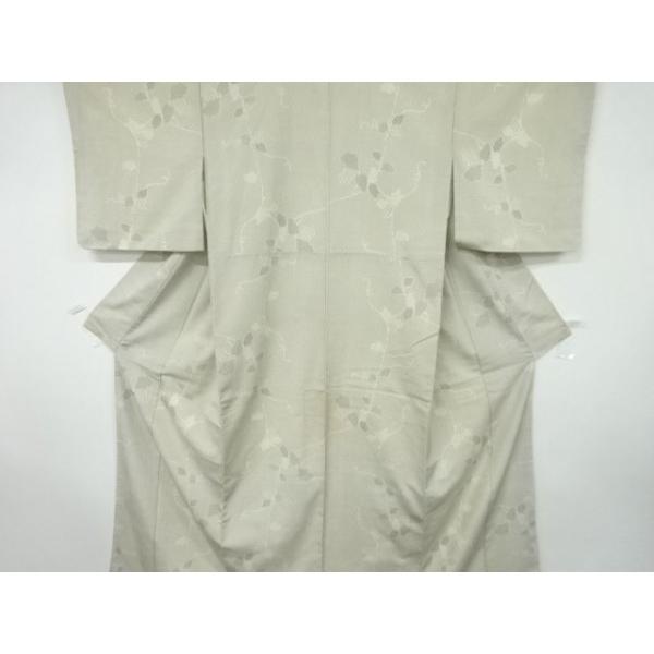 ys7376936;  蔦の葉模様織出し本塩沢80亀甲着物【アンティーク】【着】