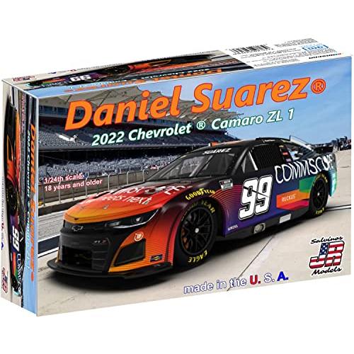 サルビノス J・R モデル 1/24 NASCAR 2022 カマロ ZL1 トラックハウス・レーシ...