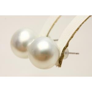 南洋白蝶真珠パールピアス 13mm ホワイトカ...の詳細画像1