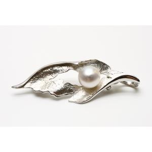 南洋白蝶真珠パールブローチ 10mm ホワイトカラー シルバー製