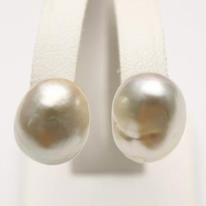 アコヤ真珠パールピアス 9.0-9.5mm ナチュラルマルチカラー K18製 