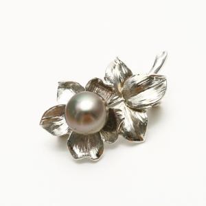 南洋白蝶真珠パールルース ケシ 5ピース 両穴 10-7mm マルチカラー