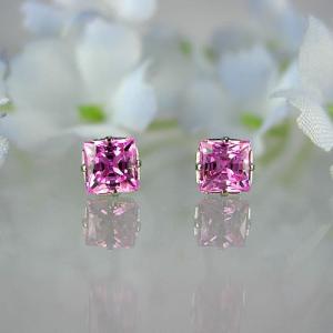 【数量限定】MARE チタンピアス SWAROVSKI PINK 4mm×4mm ma071｜shinwastore