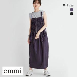 エミ emmi emmi atelier シャーリングワークワンピース｜shirohato