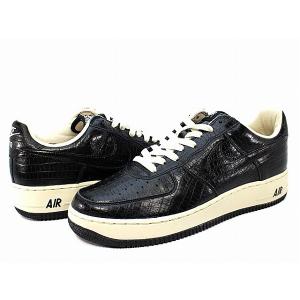 Alexander McQueen（アレキサンダーマックイーン） スニーカー LARRY
