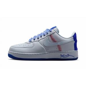 NIKE（ナイキ） IB0018-101 コービー ブライアント x Nike エア