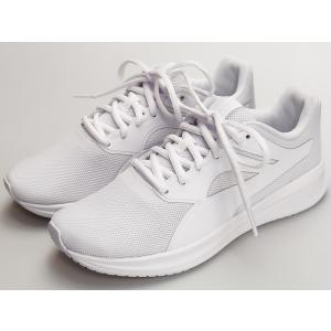 PUMA（プーマ） ランニングシューズ メンズ 白 ホワイト : くつの