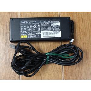 富士通　純正パソコン用ACアダプタ（19V-4.22A） F004☆中古