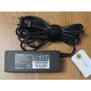 ★東芝　純正パソコン用ACアダプタ PA3755U-1ACA（15V-5A） T004☆中古