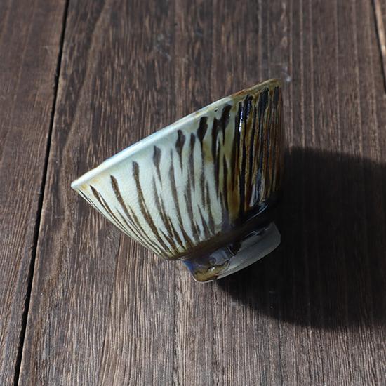 盃 おちょこ 小鹿田焼 坂本工窯 飛び鉋 緑 酒器 民藝 和食器 日本製 手仕事 直径8cm