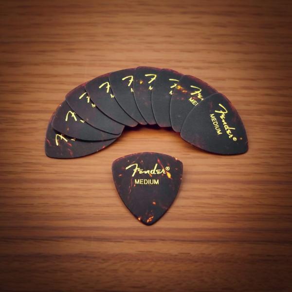 Fender ピック×10枚 トライアングル MEDIUM-SHELL 346 pick フェンダー...