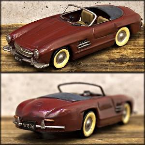 SUNSTAR 1/18 1957 フォード フェアレーン 500 スカイライナー Flame