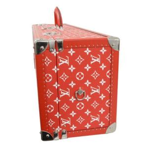 LOUIS VUITTON X SUPREME  BOITE SKATEBOARD TRUNK