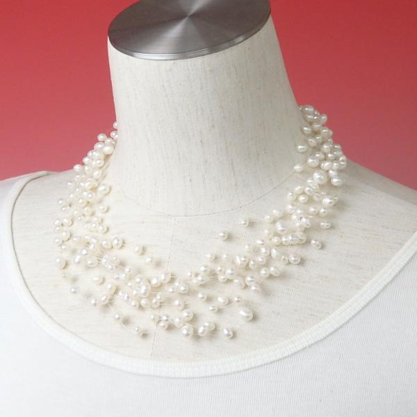 インビジブル パール ネックレス 淡水パール テグス 8連 シルバー金具 淡水真珠 真珠 ステーショ...