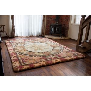 ムートンショーンラムカーペット　200x250「ミュシャデザイン」　p-61504