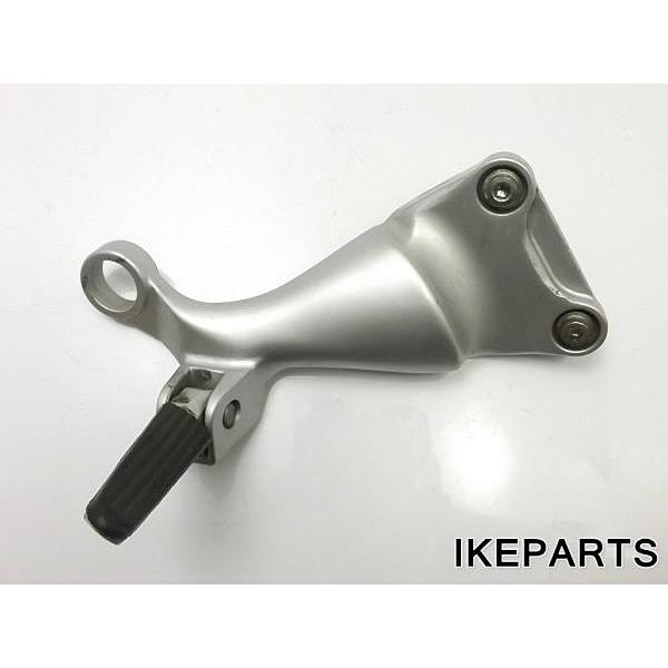 GSX1300R 隼 GW71A 純正 タンデムステップ 16ID:Af012521000