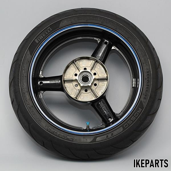 QQ 実動車外し♪　K6 GSX1300R hayabusa 隼 ハヤブサ 純正 リアホイール  「...