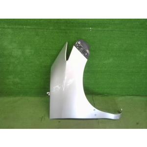 エスティマ DBA-ACR50W 右　フロント　フェンダー　 1F7    1-.2c.3b.4-.