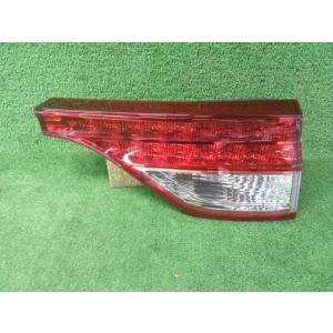 エスティマ DBA-ACR50W 右フィニッシャーパネル 1F7 28-209 81581-2826...