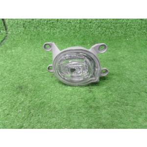 プリウス ZVW50 右フォグランプ  12-611   1A、2A、3C、4-