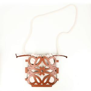 LOEWE 【超美品 ほぼ未使用】 ロエベ 斜めがけショルダーバッグ