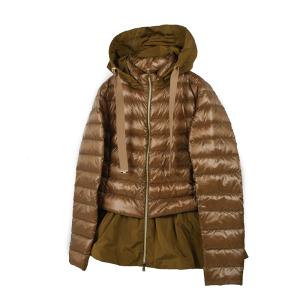 MONCLER - MONCLER(モンクレール) 袖ニット 切り替えダウン アウター アパレル セーター ハイネック M ナイロン ブラック黒 H20939B00013 レディース 40802125228【中古】【アラモード】 MONCLER MONCLER(モンクレール) 袖ニット 切り替えダウン